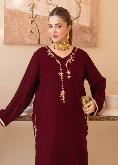 TJ Velvet Sheesha & Puff Embroidered